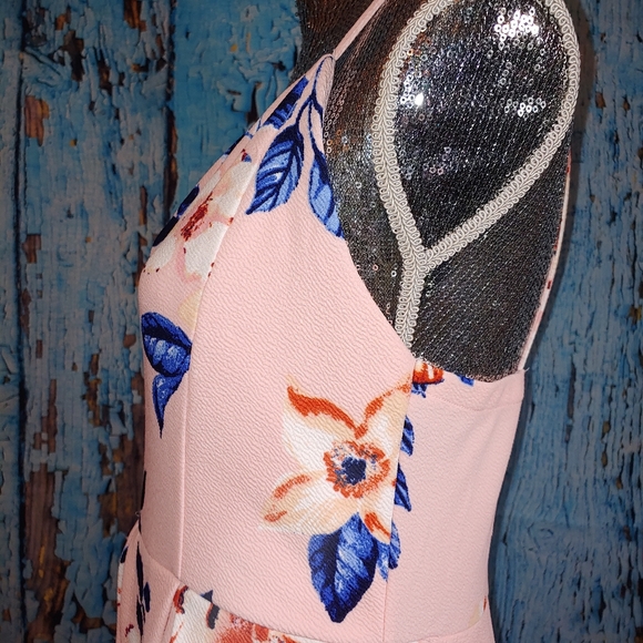 🔥💗Derek Heart cape Romper - Picture 11 of 16